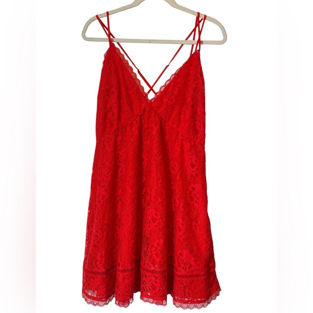 Lovers + Friends Levesque Red Lace Lined Mini Dress Size M Babydoll Feminine - Picture 2 of 10